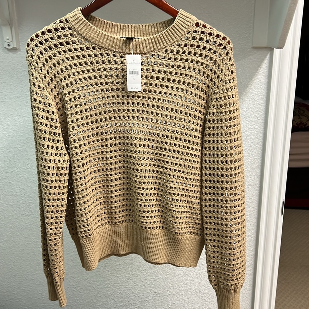 Ann Taylor Brand new beige long sleeve sweater
